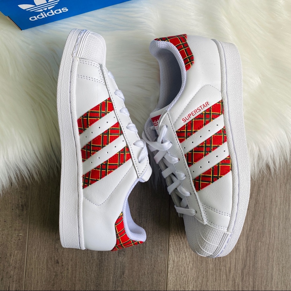 NWT Adidas Originals Superstar Women’s Shoes - Picture 7 of 9